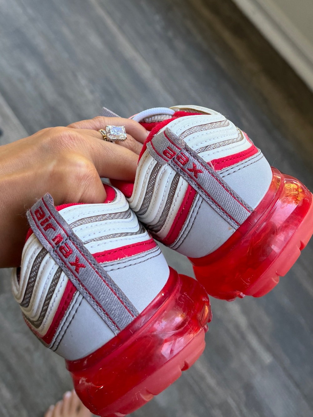Nike air vapor max 97 atmosphere grey red white reflected 8.5 women’s - Picture 4 of 7